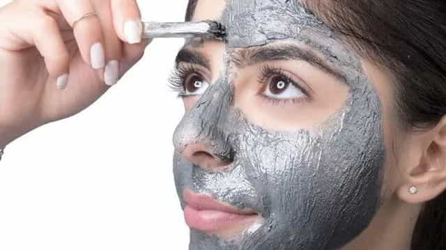 Aryanveda Diamond Facial