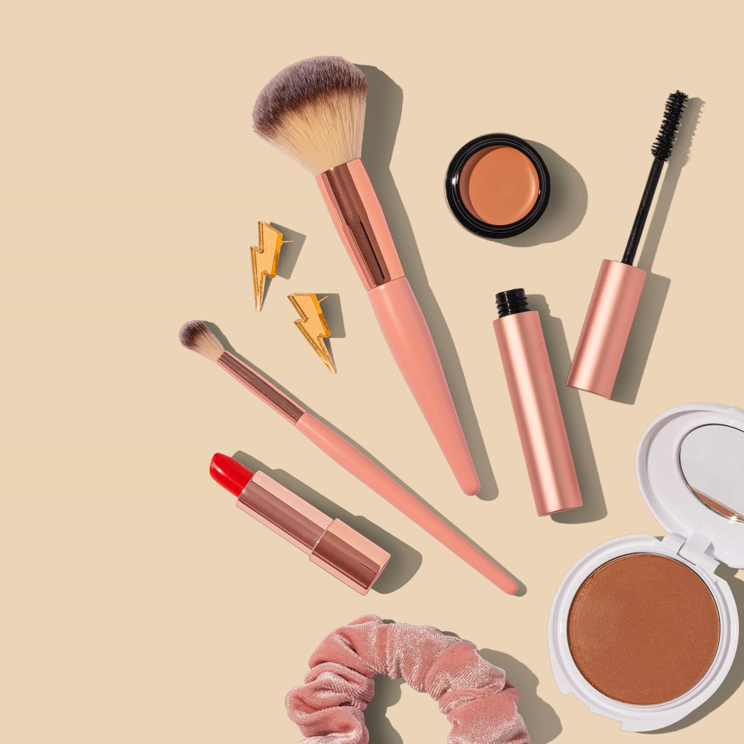 makeup kit image